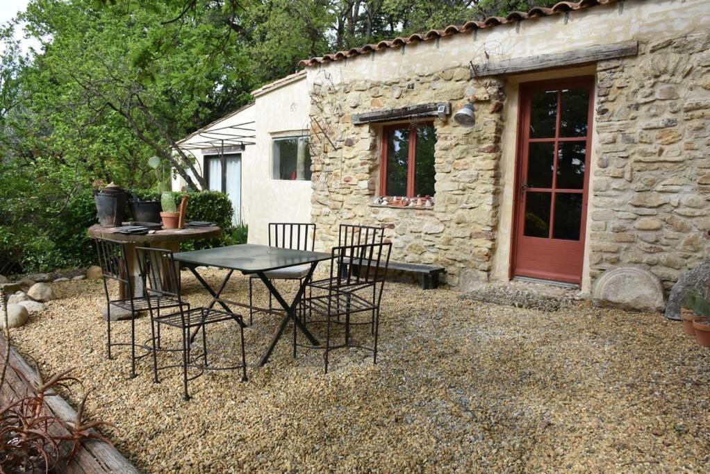La Petite Maison Des Artistes Séguret Exterior photo